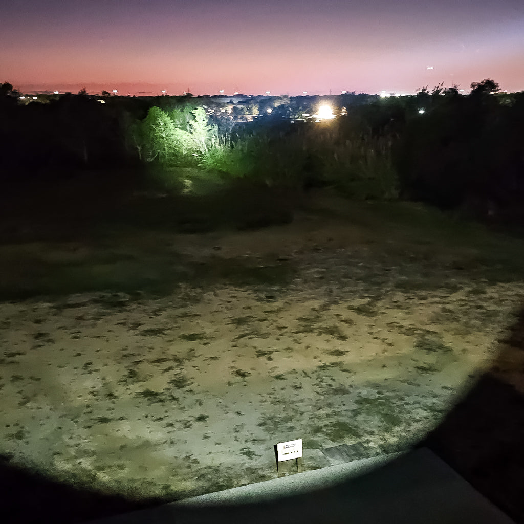 PL50X Dual Color Hunting Light White Rechargeable LED Light Showing the Beam Distance and Intensity